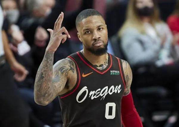 世界杯手机观看-利拉德敞开心扉：入选75大很意外 我是队史最佳