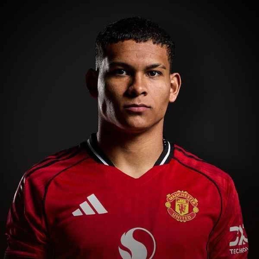 世界杯客户端下载安装-曼联700万铁闸拒绝冬窗离队！接洽恩迪迪真相揭晓，两人仍是目标