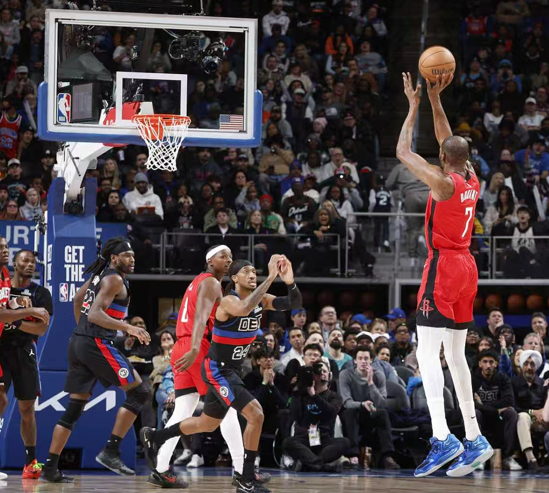 背靠背两战68分燃尽了！37岁KD不足24小时鏖战85分钟：火箭又啃老