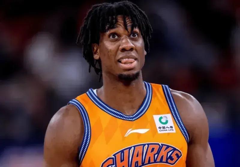 世界杯直播平台-卢伟就偷着乐吧！三大内线足以摧毁攻守，签白边成最佳引援！