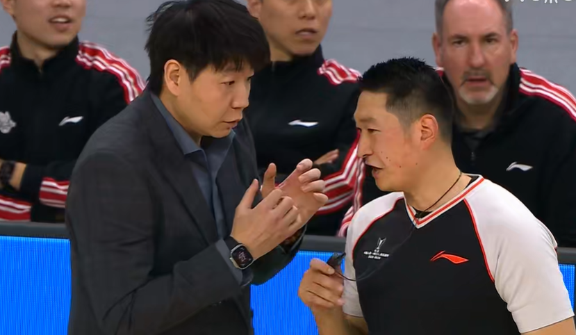 世界杯官方直播入口-陈林坚制胜三分！山东男篮淘汰浙江，晋级四强，鲍威尔21分救赎