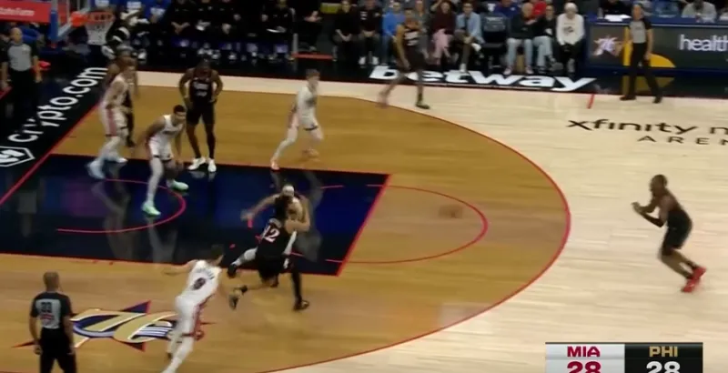 世界杯直播平台-生涯首次最佳阵容就在今年！解析&amp;amp;回顾马克西本季进攻