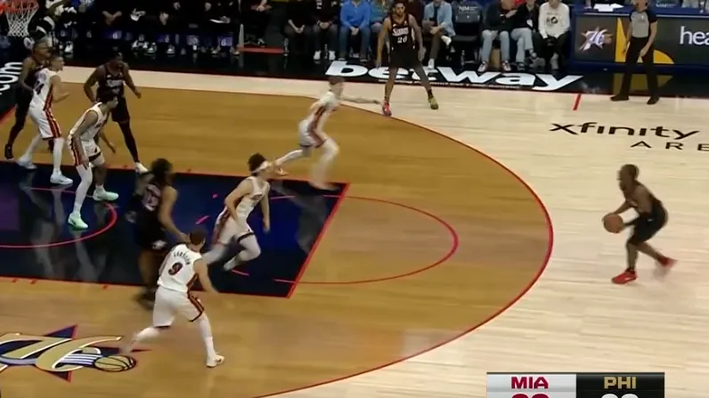 世界杯直播平台-生涯首次最佳阵容就在今年！解析&amp;amp;回顾马克西本季进攻